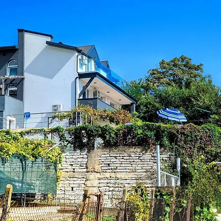 Arode Dionysus * Baltschik