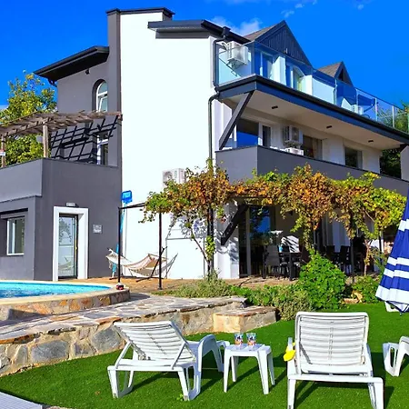 Villa Arode Dionysus *