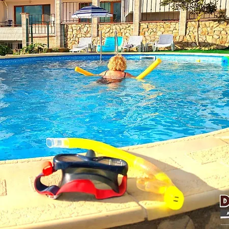 Villa Arode Dionysus