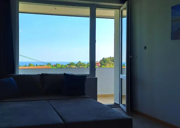 Arode Dionysus Villa *