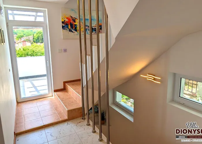 Arode Dionysus Villa