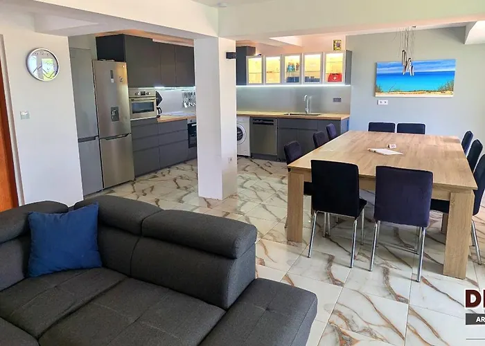 Arode Dionysus * Balchik